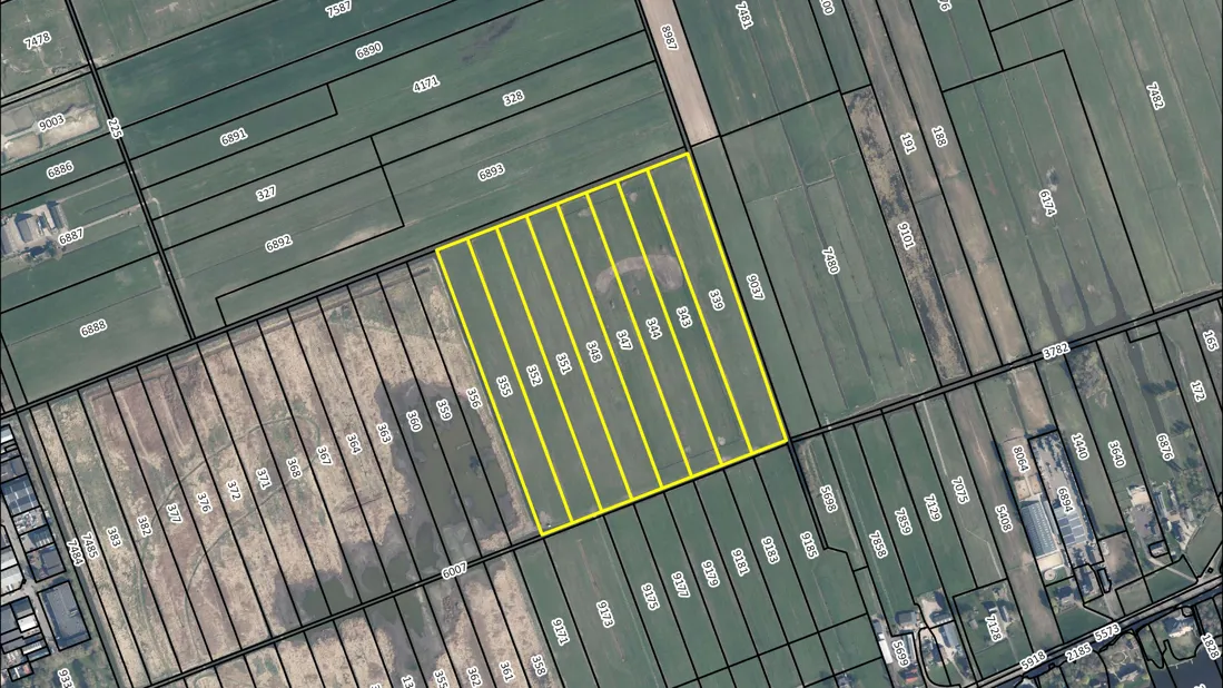Percelen Percelen natuurgrond te Nieuwkoop