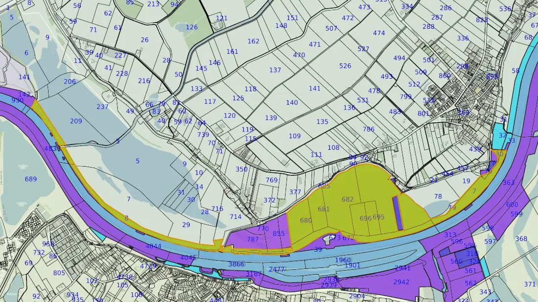 Percelen Diverse percelen gelegen binnen het projectgebied ‘Over de Maas’ in de ...